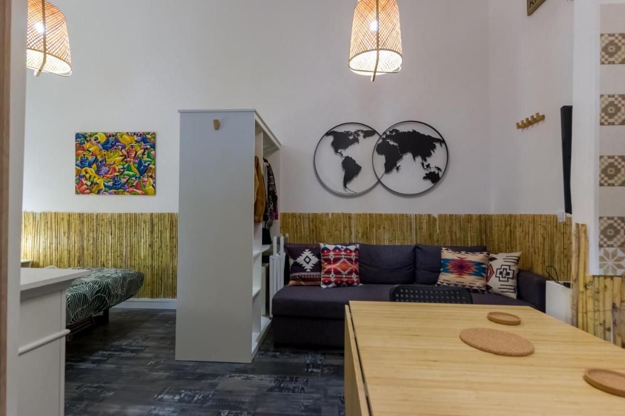 One-Bedroom Apartment,1190954368:JPEG